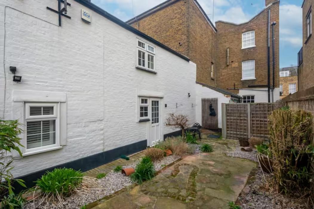 Two Bedroom Private Cottage With Private Parking Just By The Sea Herne Bay Eksteriør bilde
