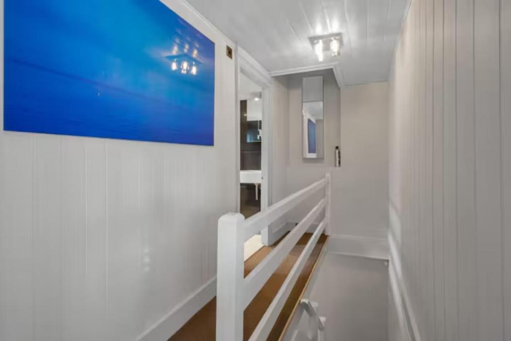 Two Bedroom Private Cottage With Private Parking Just By The Sea Herne Bay Eksteriør bilde